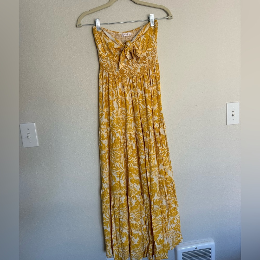 Strapless floral maxi